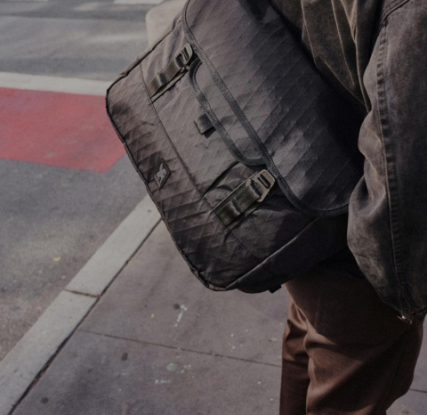 Chrome Industries website canada